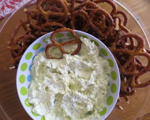 Pickle Dip With Dill Pretzels