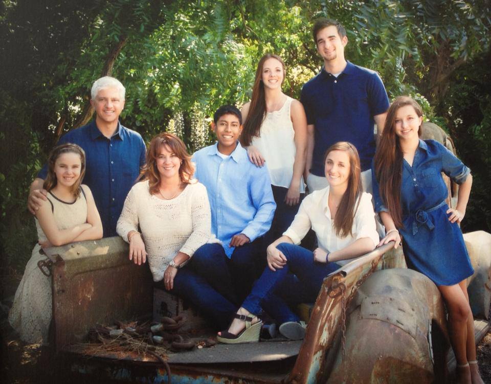 Sitting Poses for Family Sessions - The Milky Way