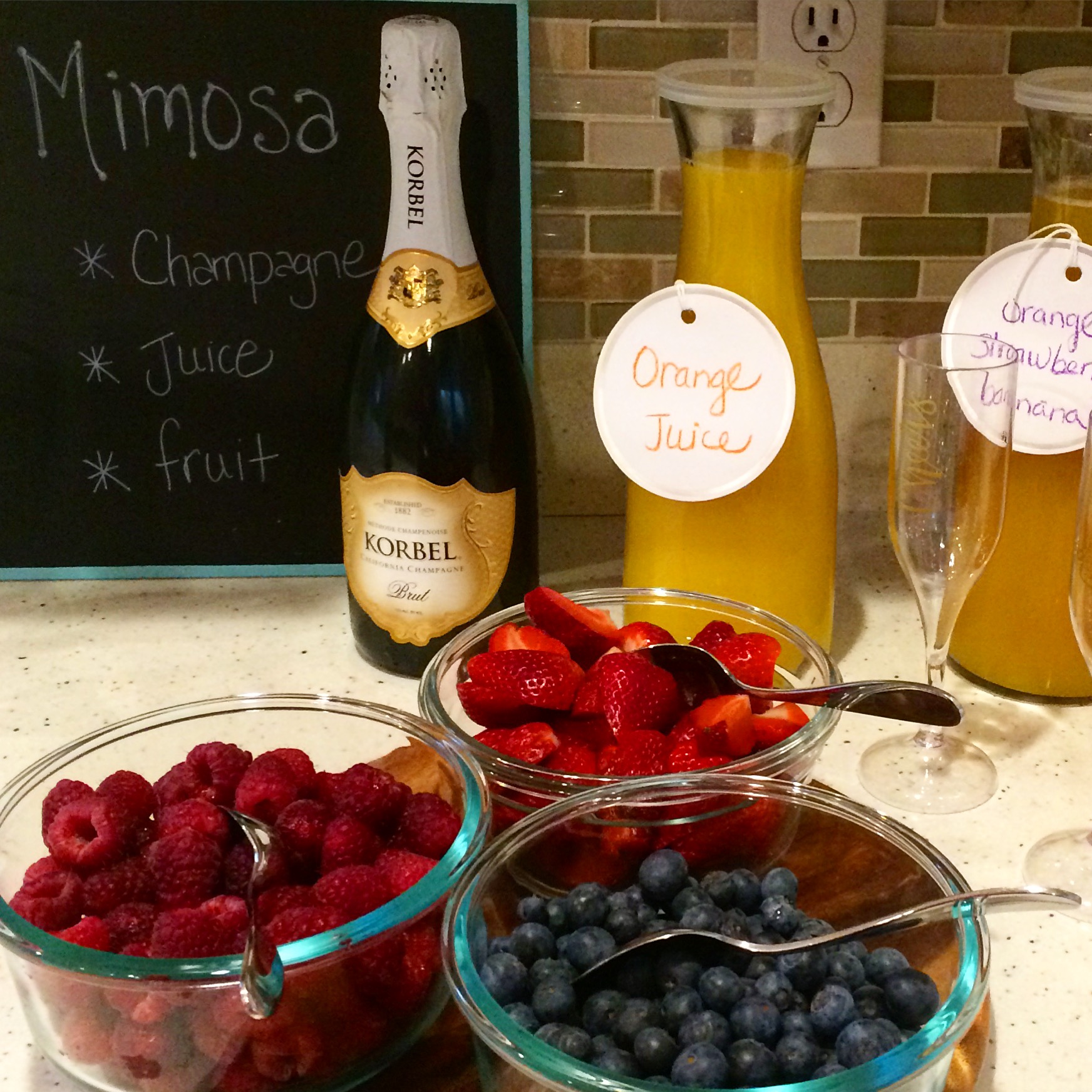 Elevate Brunch with Mimosa Bar