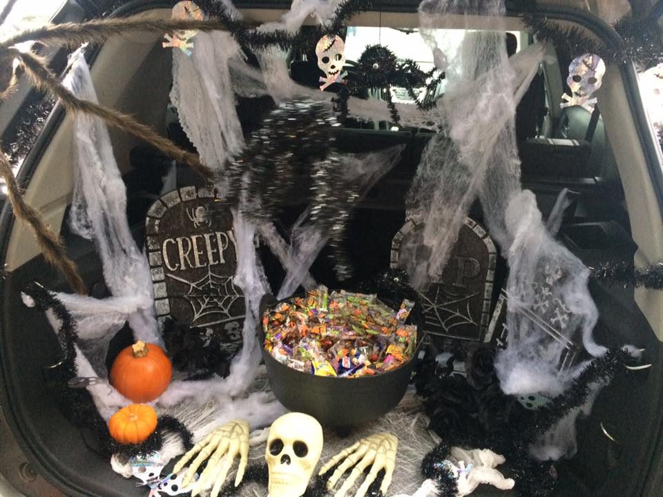 Great Trunk or Treat Ideas! Positively Stacey