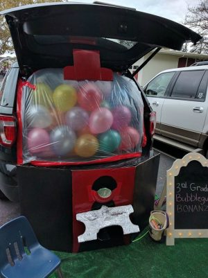 Great Trunk or Treat Ideas! - Positively Stacey